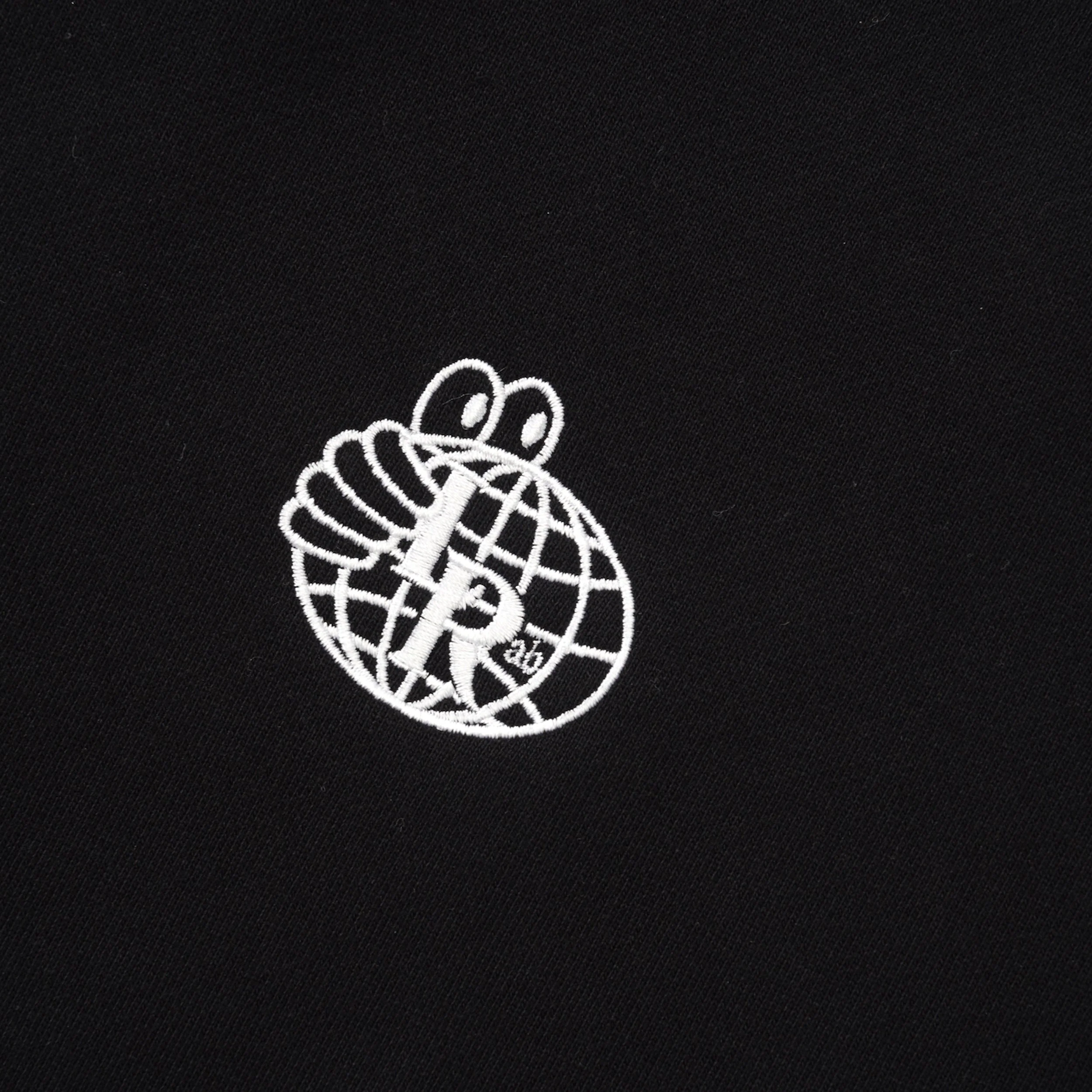Atlas Monogram Crewneck, Black - Image 2