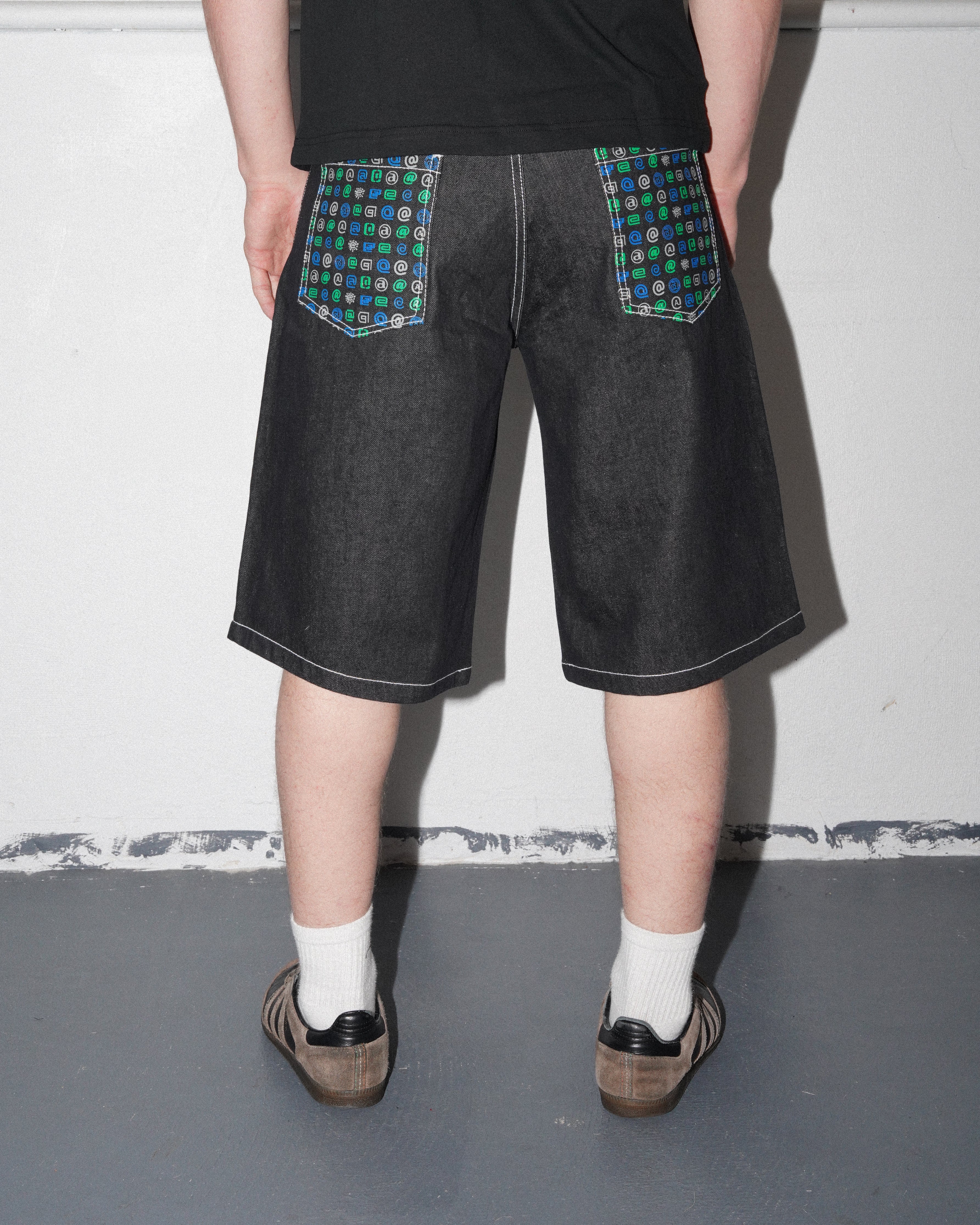 Back Pocket Print Denim Shorts, Black - Image 7