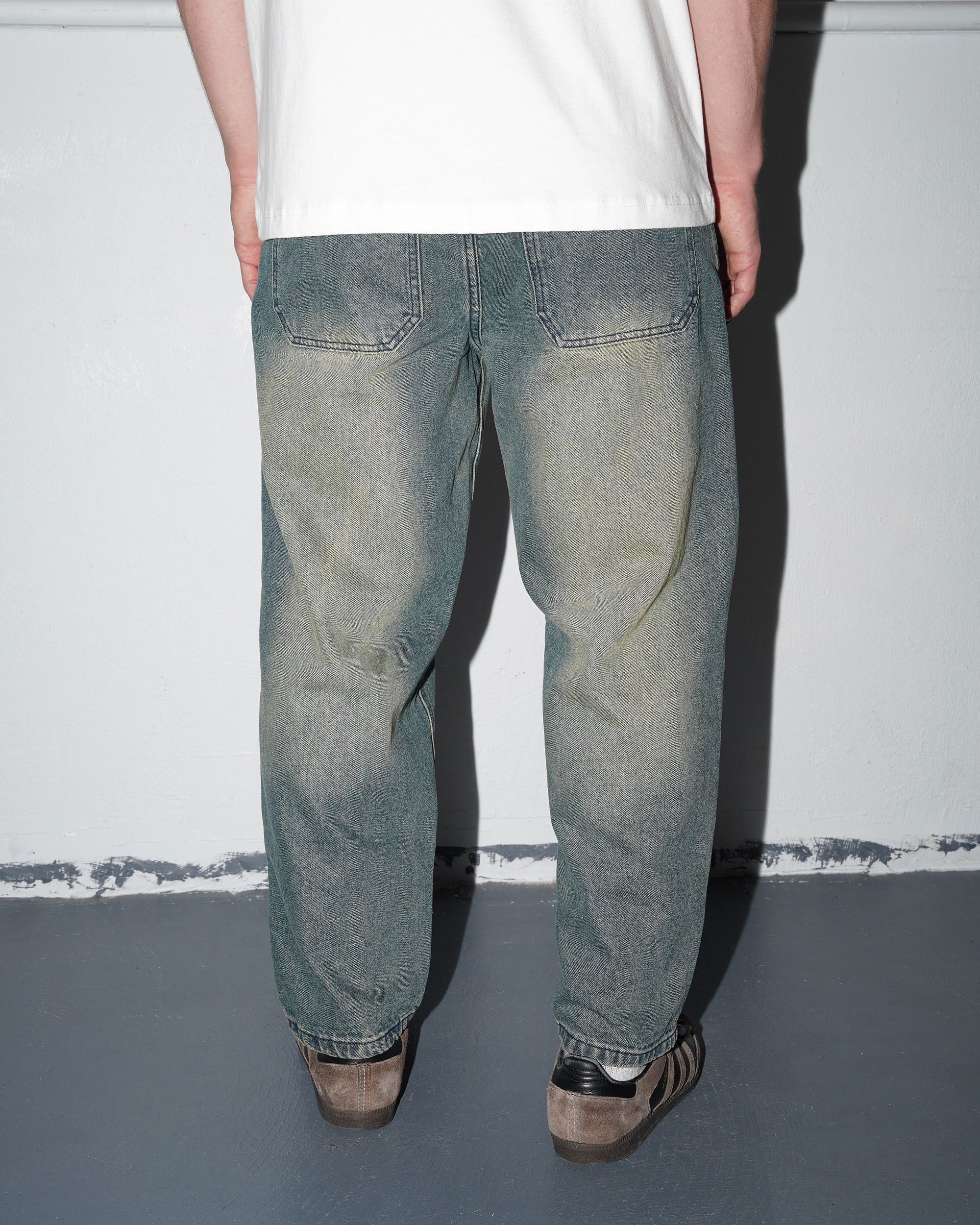 Double Knee Star Jeans, Black - Image 8