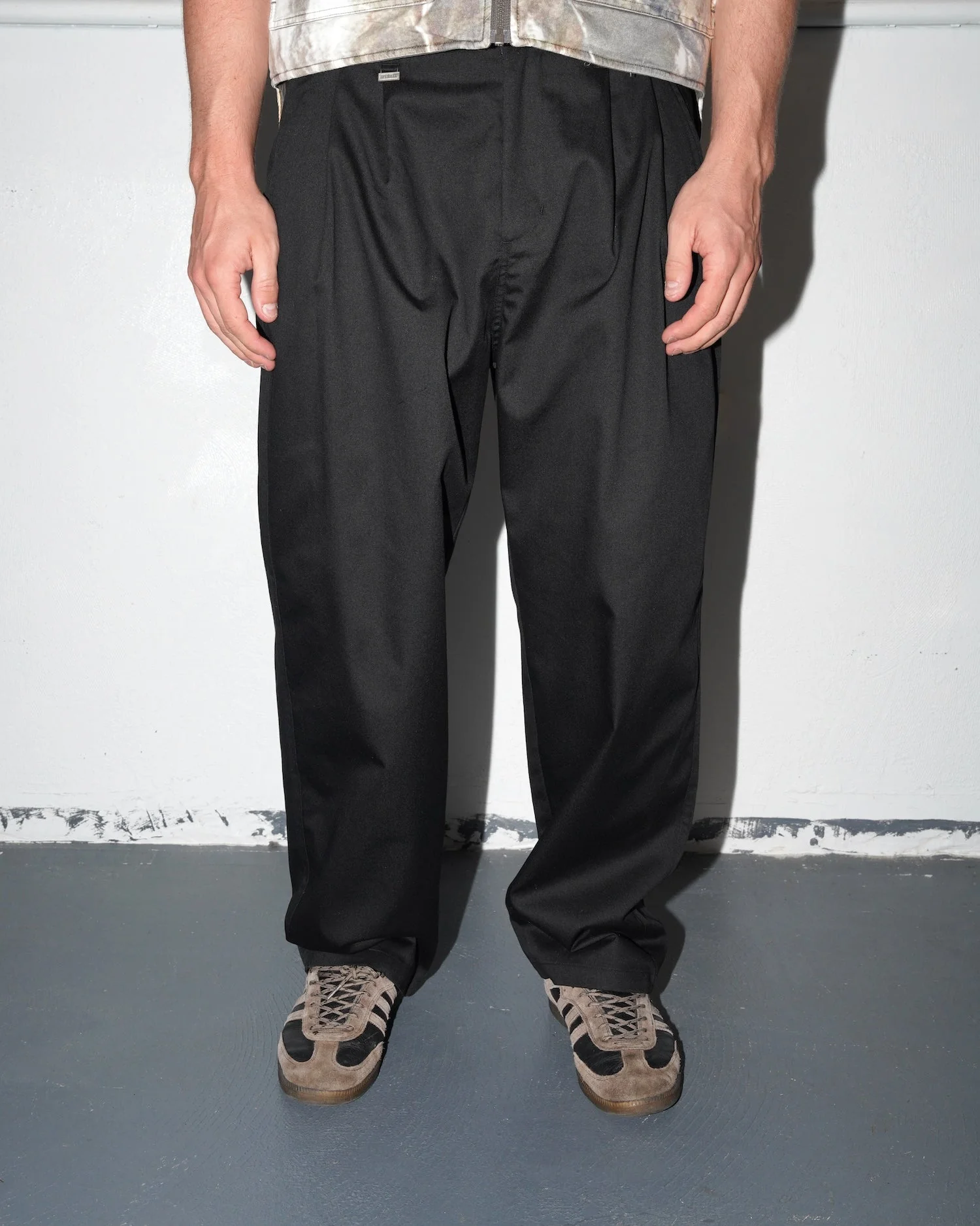 Elastic Waist Baggy Pant, Black - Image 5