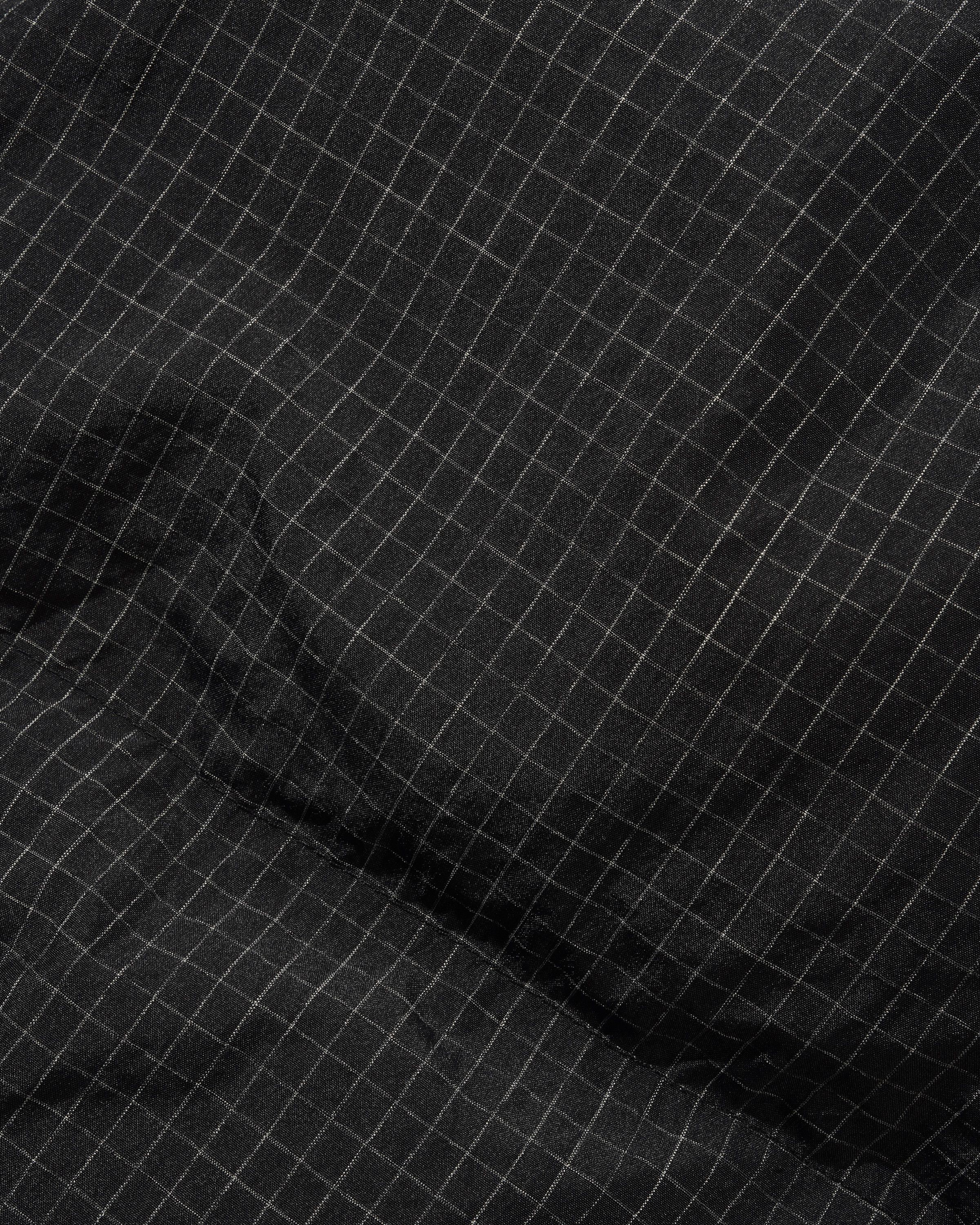 Endure Puffer Jacket, Black - Image 4