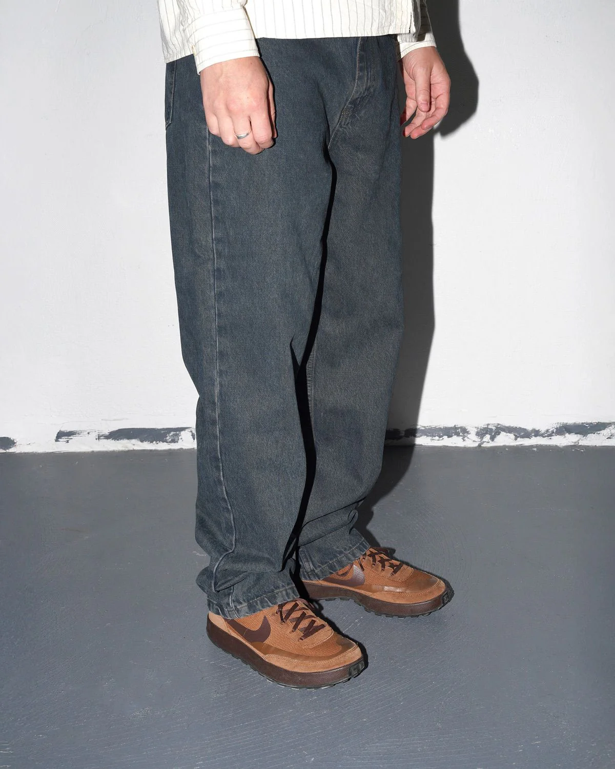 Hammerlee Pigment Spray Pant, Stone Wash Indigo - Image 5
