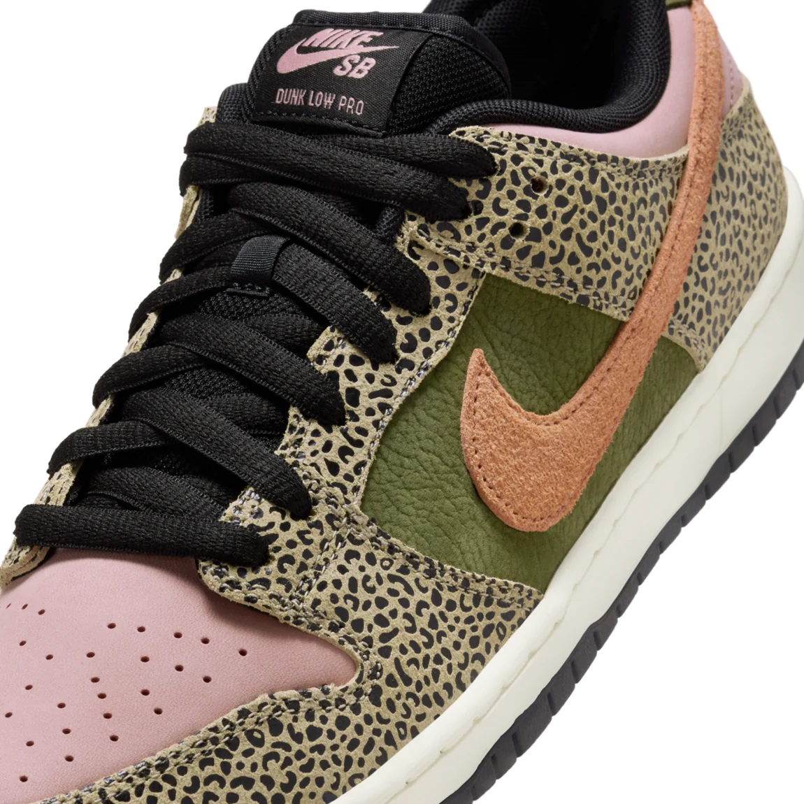 Nike SB Dunk Low Pro x Arts-Rec Skateshop, Rust Pink / Rough Green - Image 4