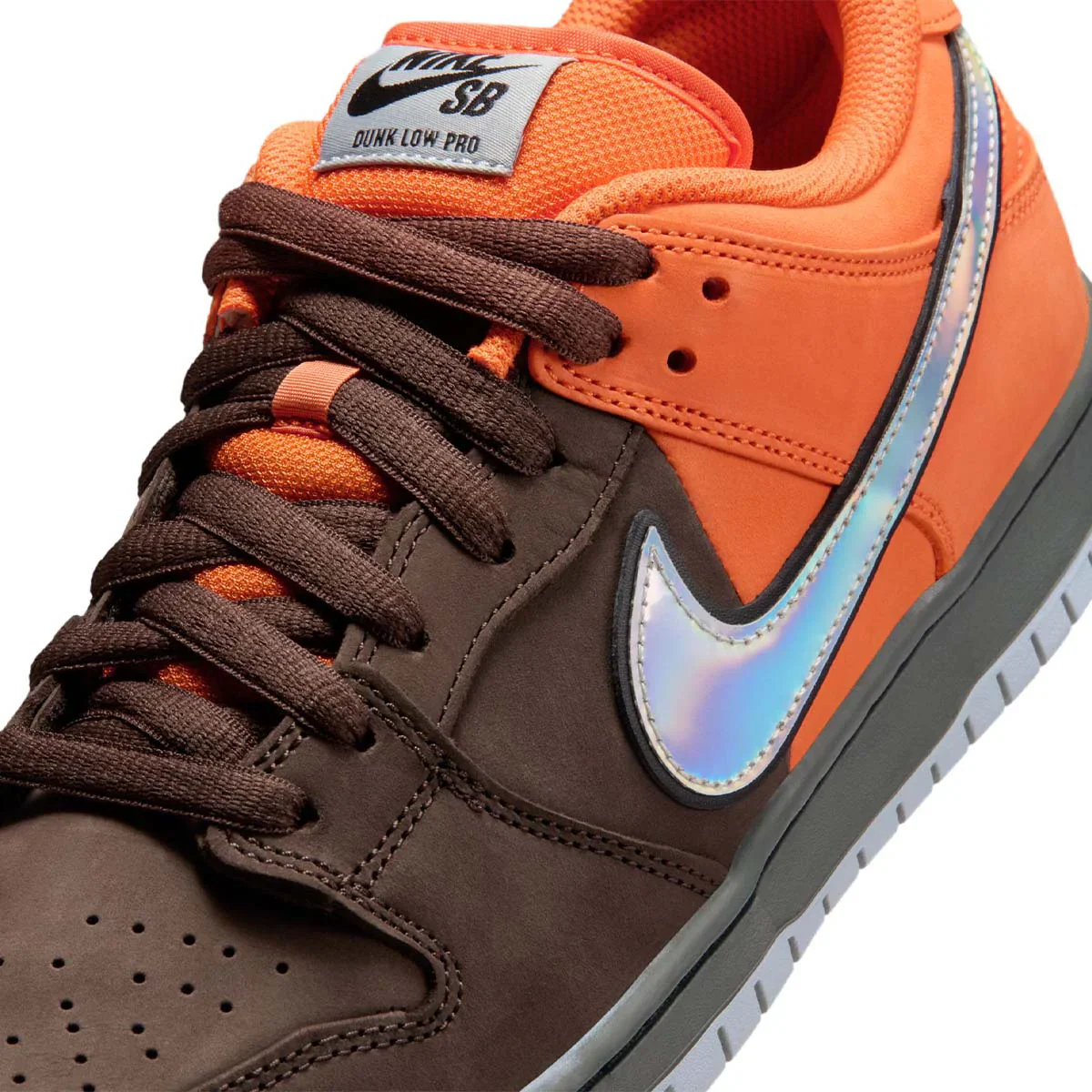 SB Dunk Low Pro "Muni Fast Pass" - Image 3