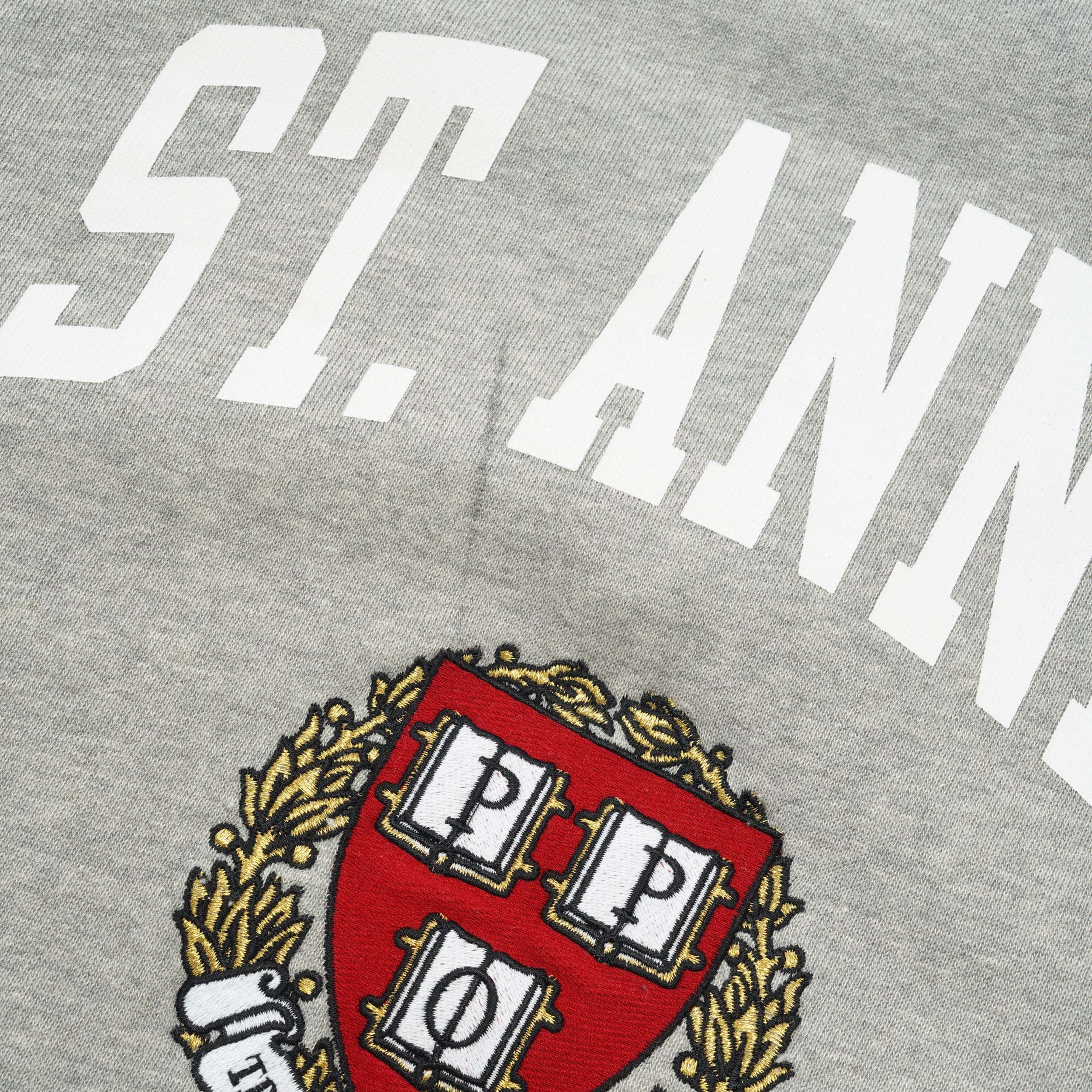 St Annen Crest Crewneck, Grey Heather - Image 2